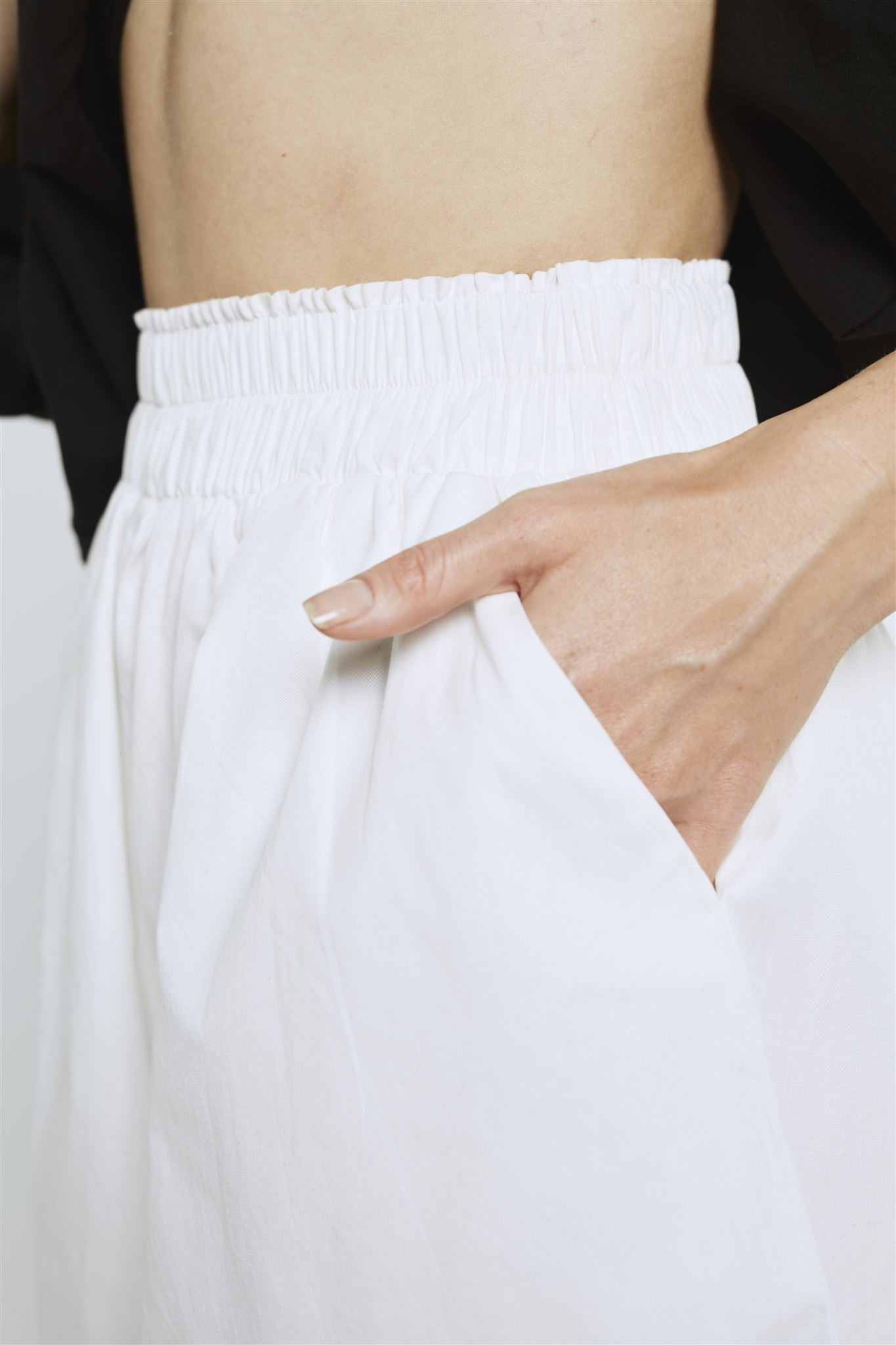 Wide Leg Shorts - Classic White